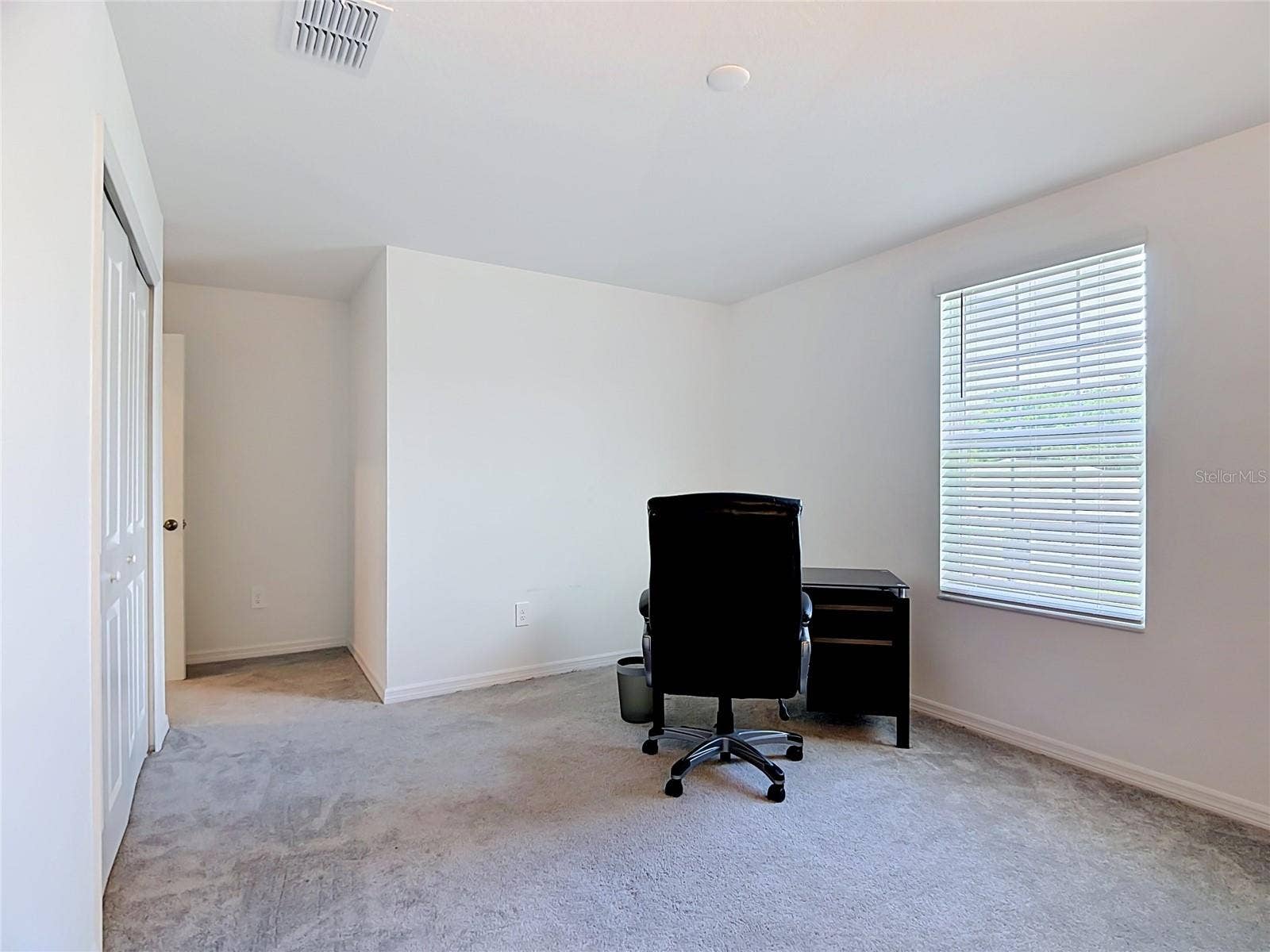 1633 RED LOOP, Lakeland, FL 33801 1633 RED LOOP, Lakeland, FL 33801