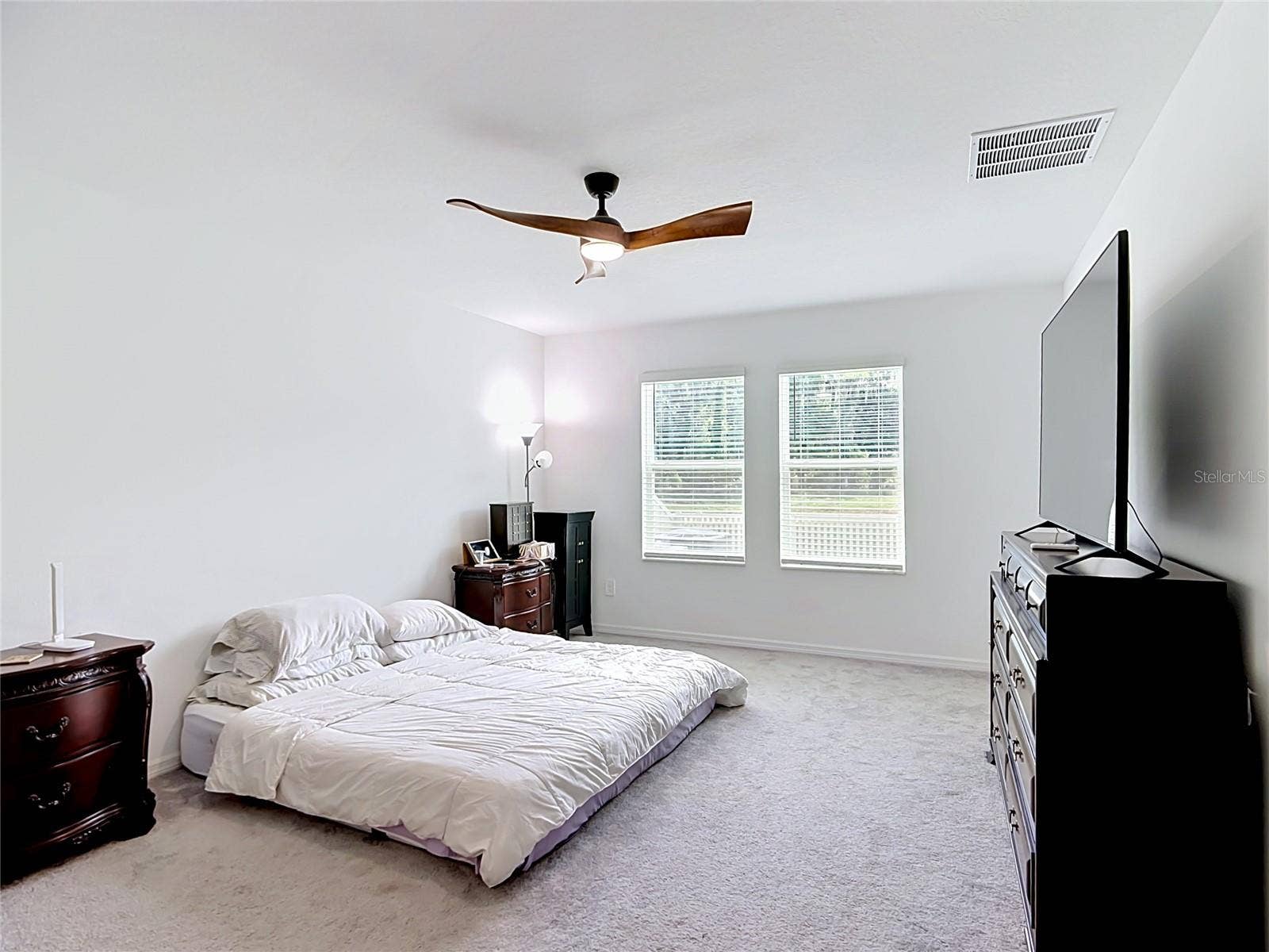 1633 RED LOOP, Lakeland, FL 33801 1633 RED LOOP, Lakeland, FL 33801