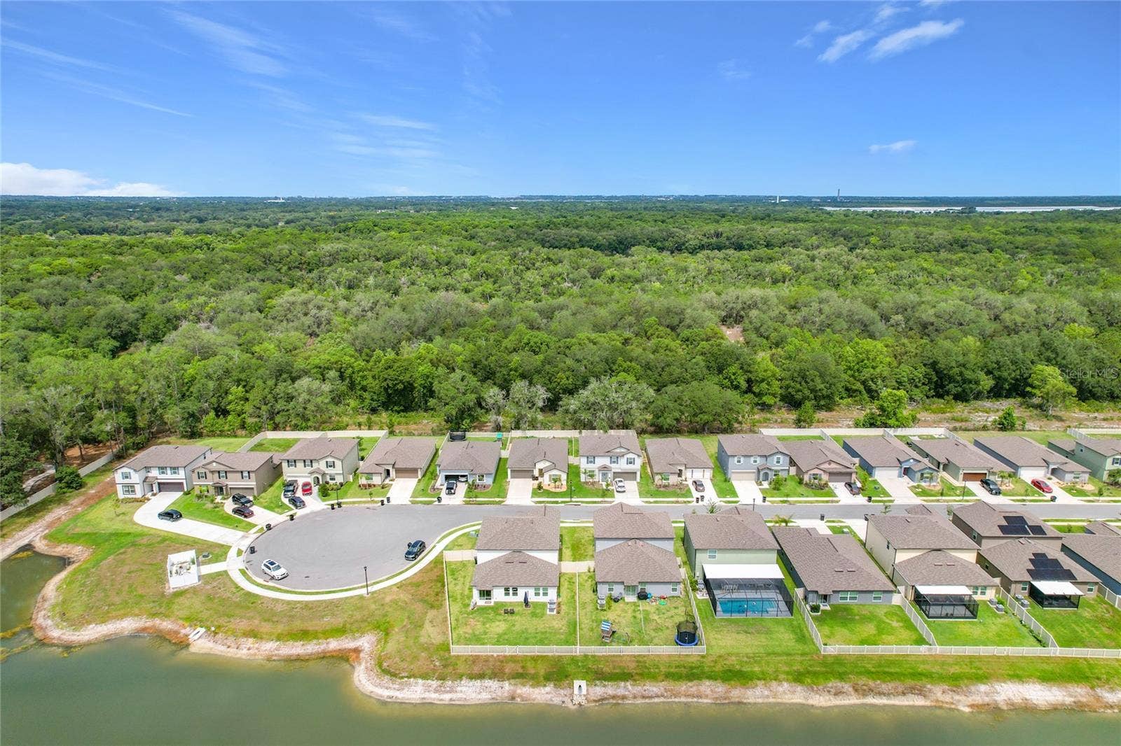 1633 RED LOOP, Lakeland, FL 33801 1633 RED LOOP, Lakeland, FL 33801