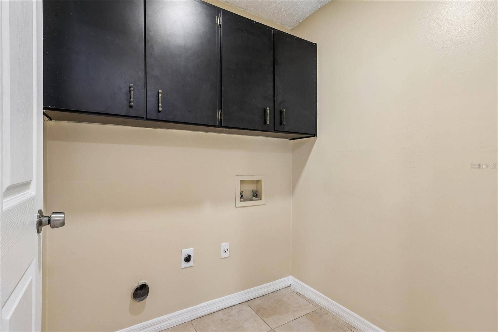10031 PORTALE AVENUE, Orlando, FL 32825 Laundry Room.