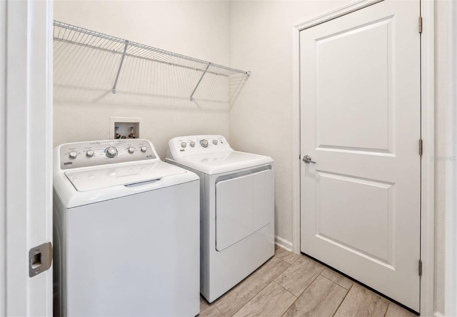 1185 SAGUARO STREET, Haines City, FL 33844 1185 SAGUARO STREET, Haines City, FL 33844