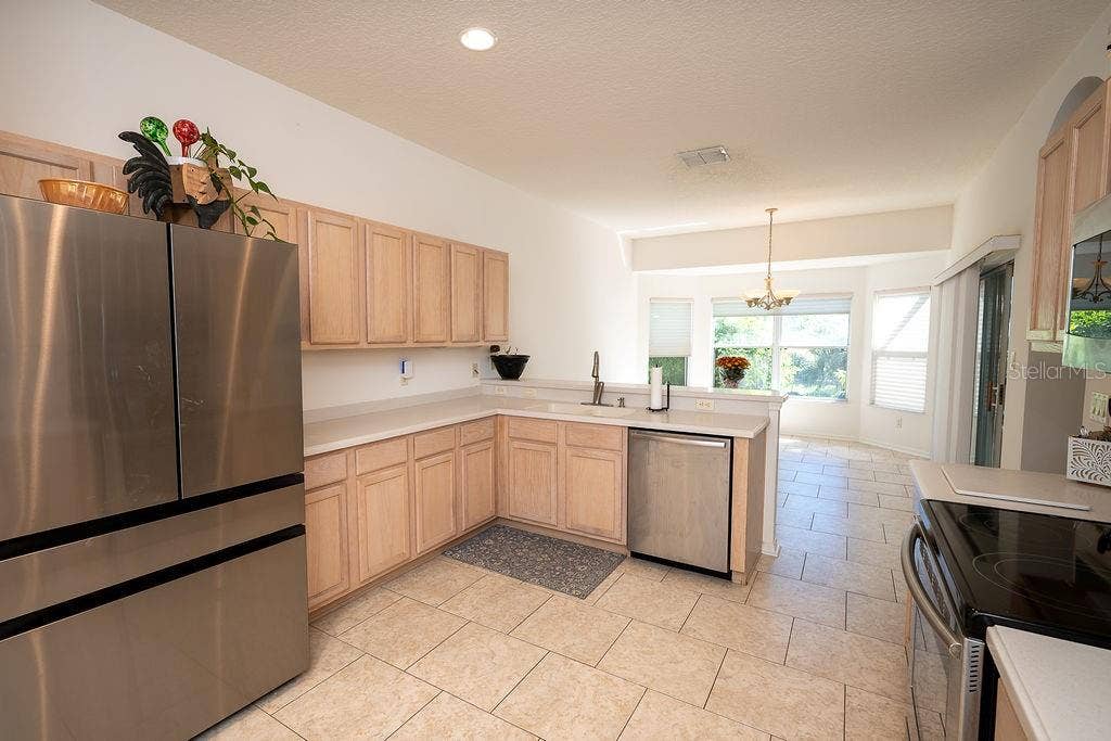 4608 NOTTOWAY DRIVE, Leesburg, FL 34748 4608 NOTTOWAY DRIVE, Leesburg, FL 34748