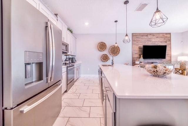 8977 CABOT CLIFFS DR, Davenport, FL 33896 8977 CABOT CLIFFS DR, Davenport, FL 33896
