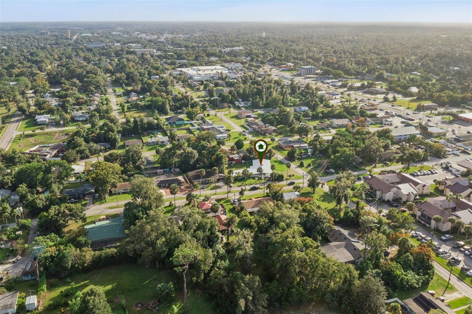 200 E PARKDALE AVENUE, Deland, FL 32724 200 E PARKDALE AVENUE, Deland, FL 32724