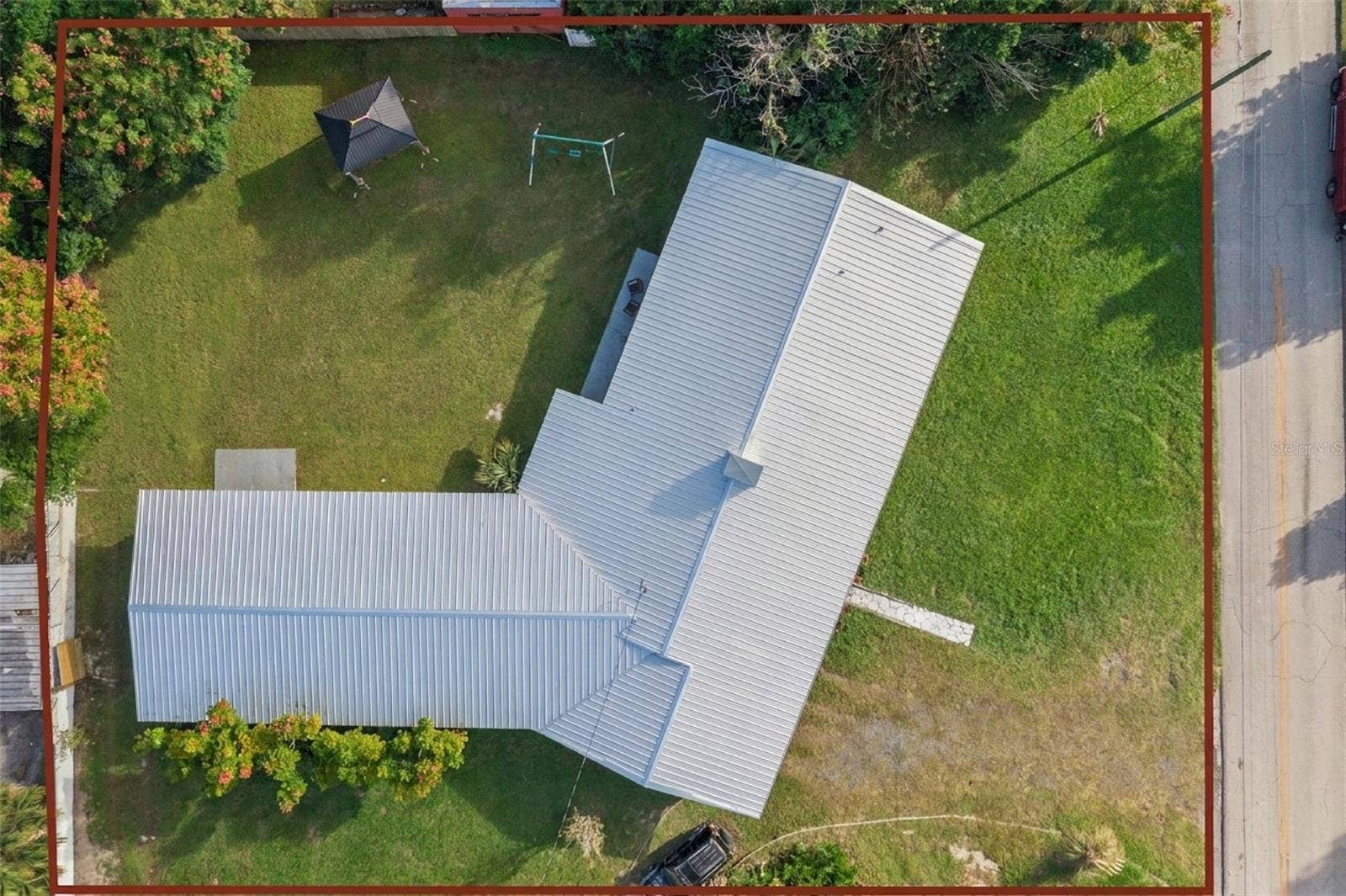 200 E PARKDALE AVENUE, Deland, FL 32724 200 E PARKDALE AVENUE, Deland, FL 32724