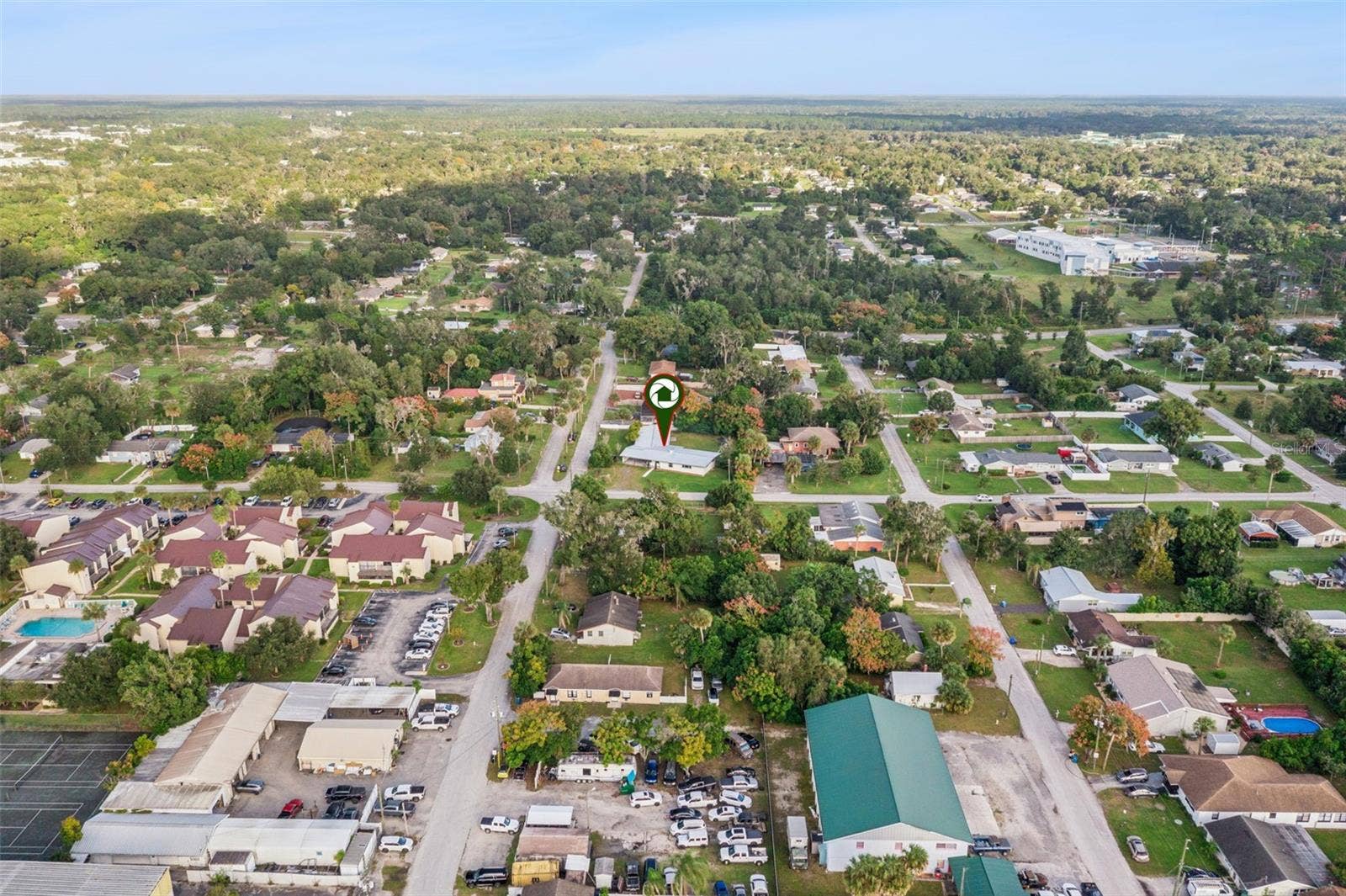 200 E PARKDALE AVENUE, Deland, FL 32724 200 E PARKDALE AVENUE, Deland, FL 32724