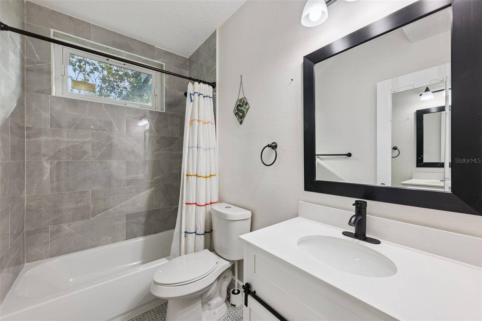 200 E PARKDALE AVENUE, Deland, FL 32724 200 E PARKDALE AVENUE, Deland, FL 32724