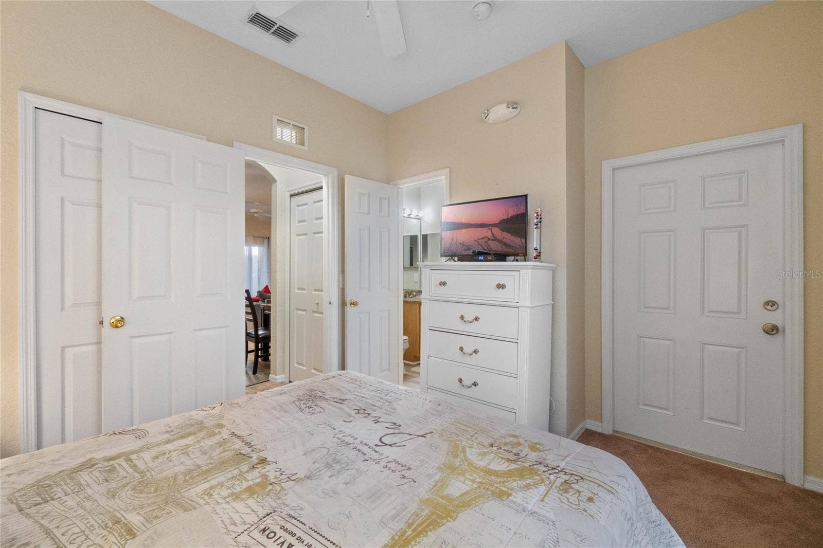 2010 CALABRIA AVENUE, Davenport, FL 33897 Bedroom