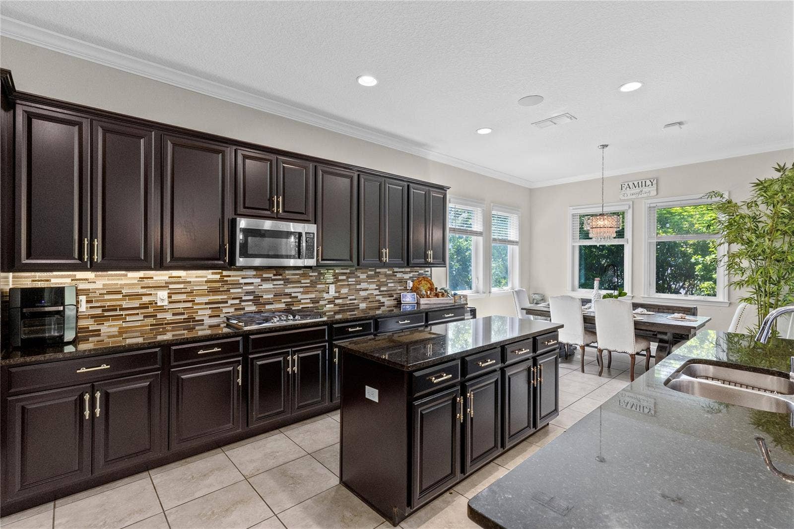 8802 FINSEN STREET, Orlando, FL 32827 8802 FINSEN STREET, Orlando, FL 32827