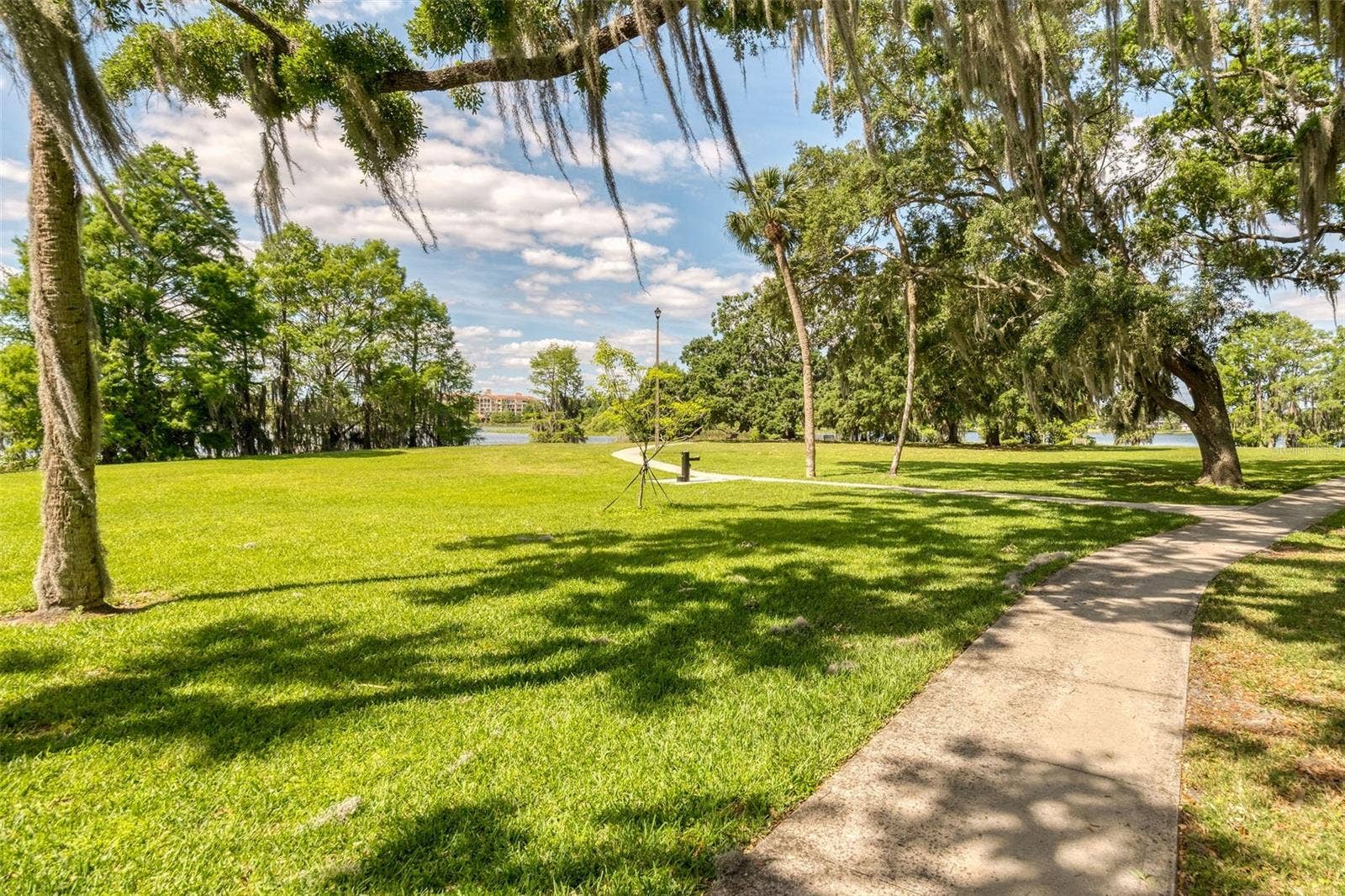 1615 DORMONT LANE, Orlando, FL 32804