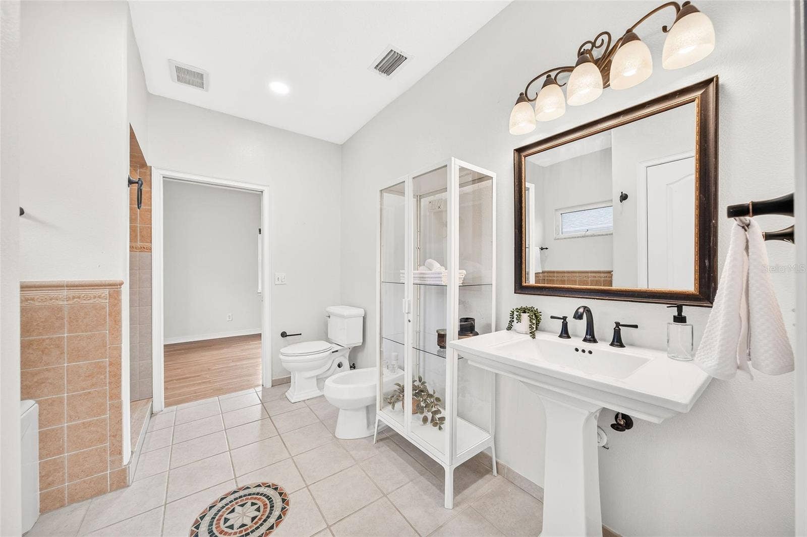 1615 DORMONT LANE, Orlando, FL 32804
