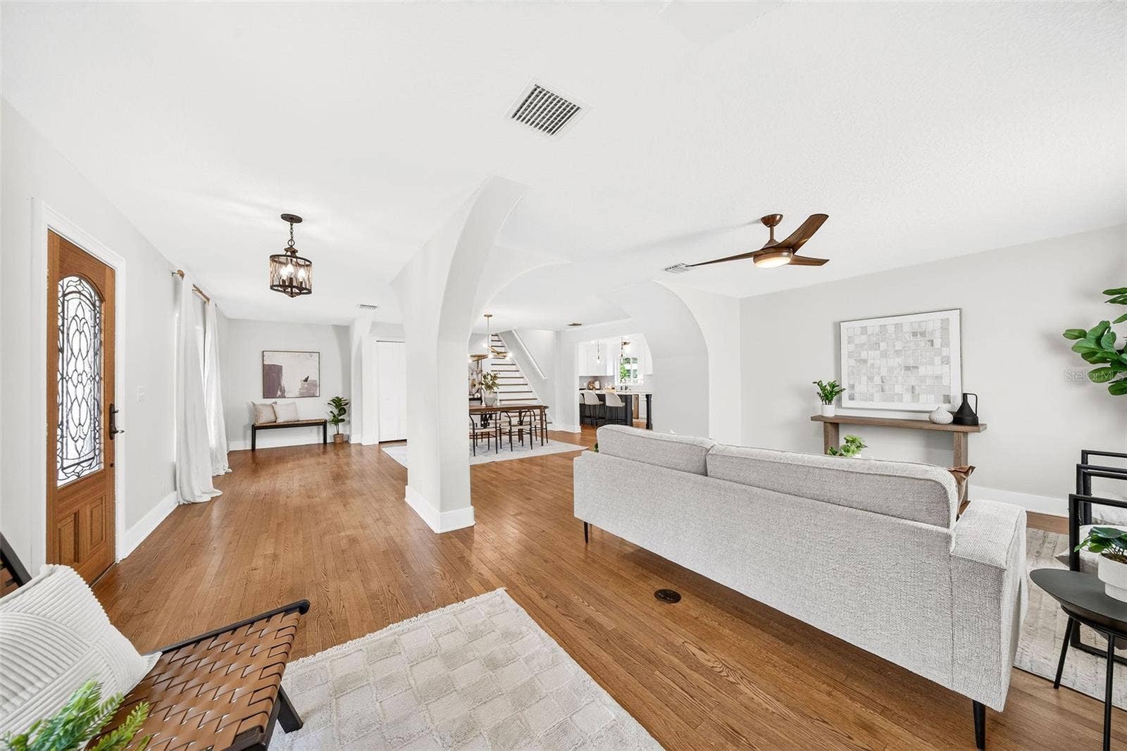 1615 DORMONT LANE, Orlando, FL 32804