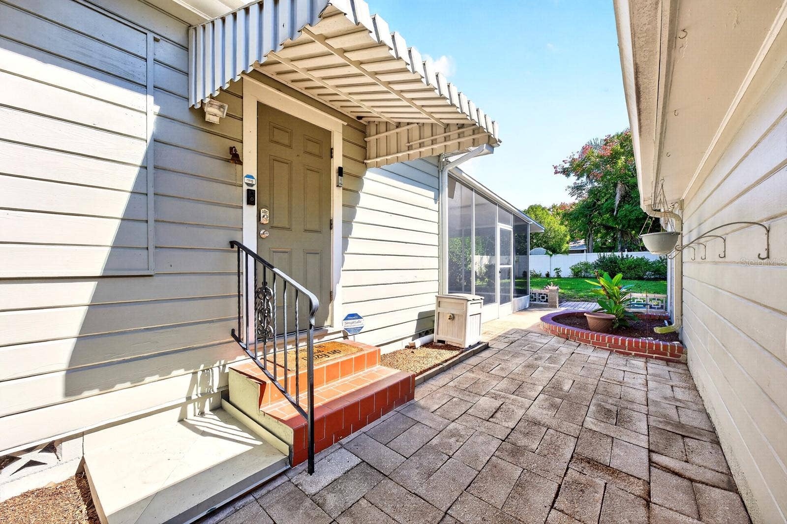 27 N HAMPTON AVENUE, Orlando, FL 32803
