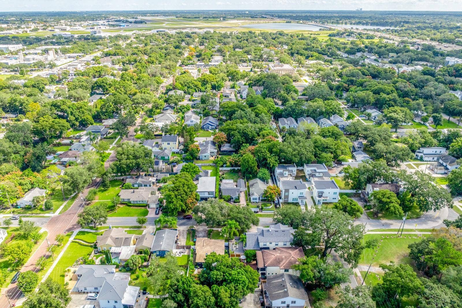 27 N HAMPTON AVENUE, Orlando, FL 32803