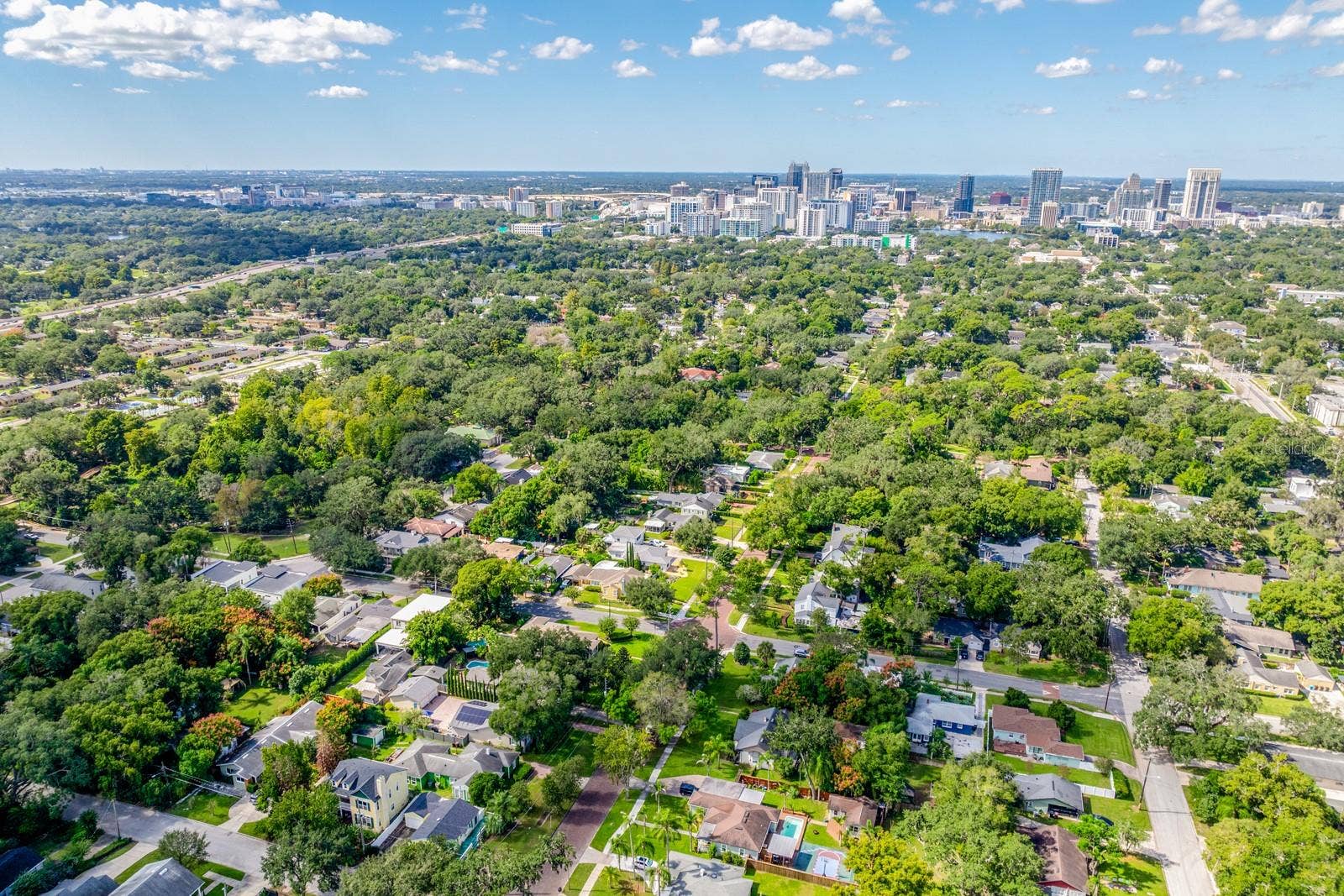 27 N HAMPTON AVENUE, Orlando, FL 32803