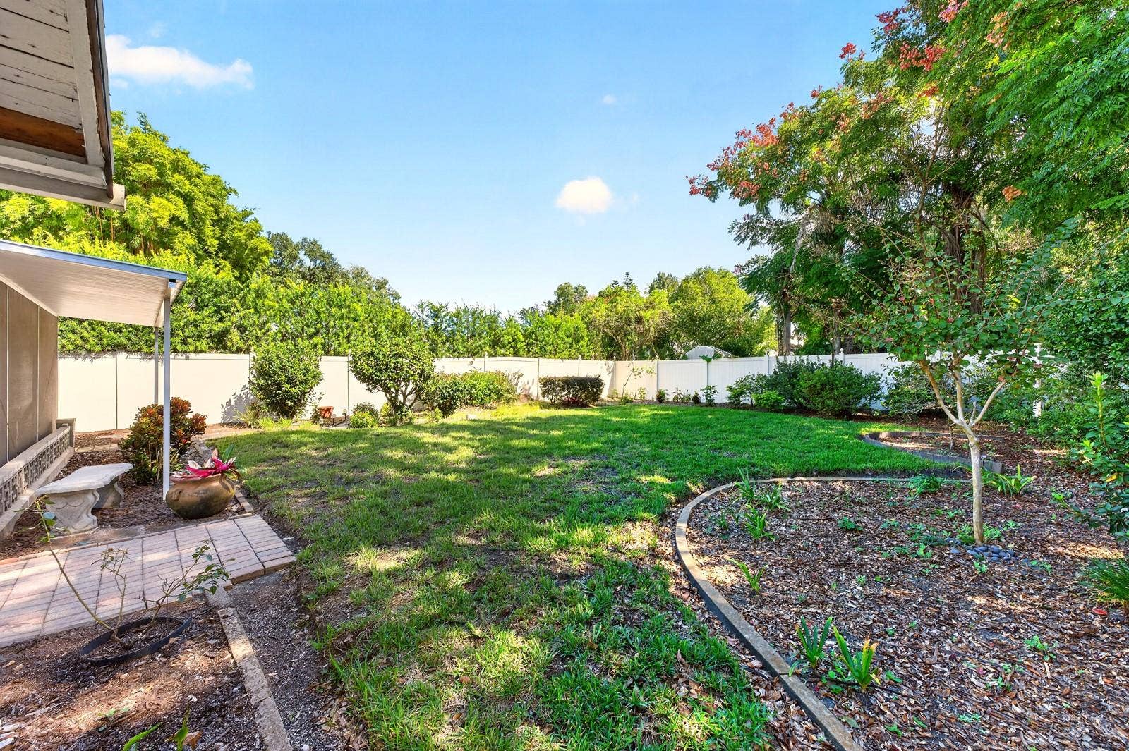 27 N HAMPTON AVENUE, Orlando, FL 32803