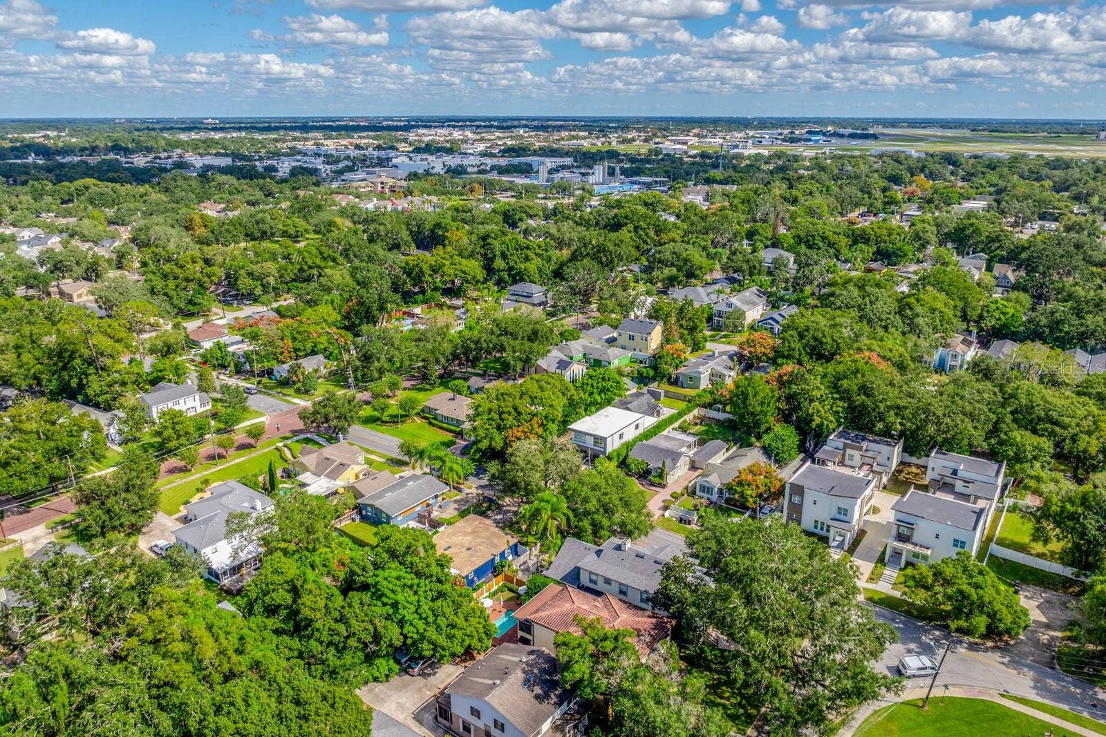 27 N HAMPTON AVENUE, Orlando, FL 32803