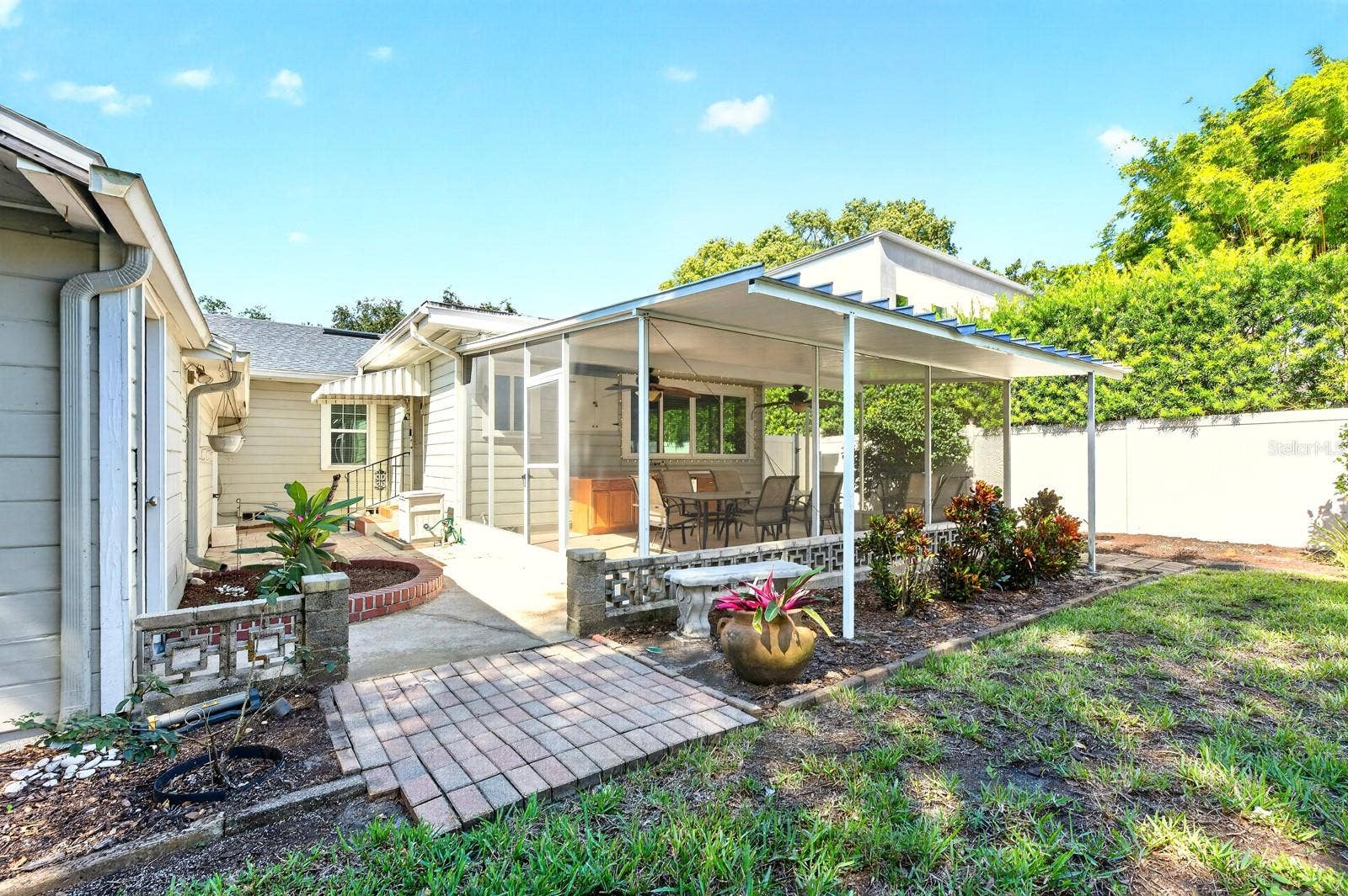 27 N HAMPTON AVENUE, Orlando, FL 32803