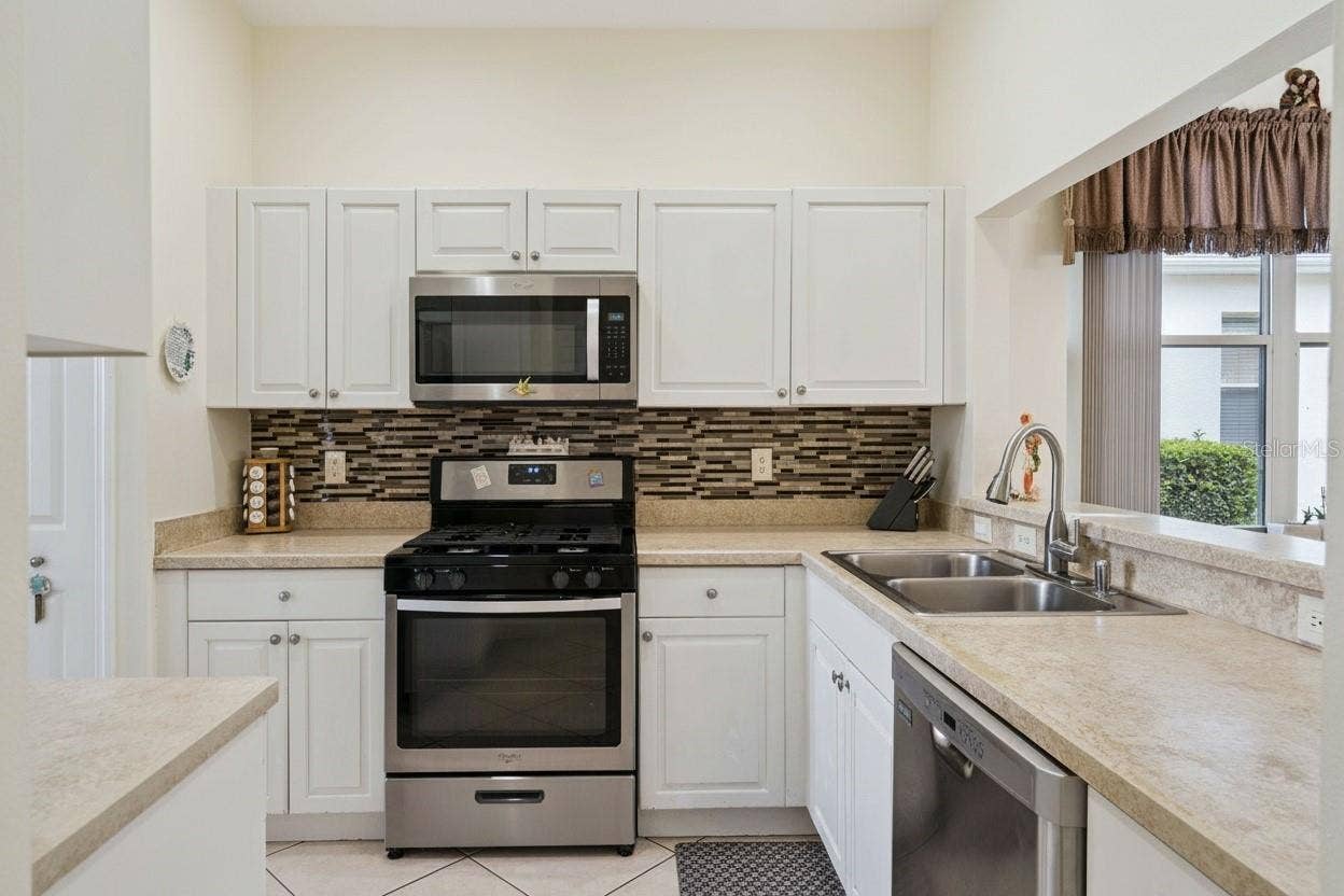 3019 PINNACLE COURT, Clermont, FL 34711