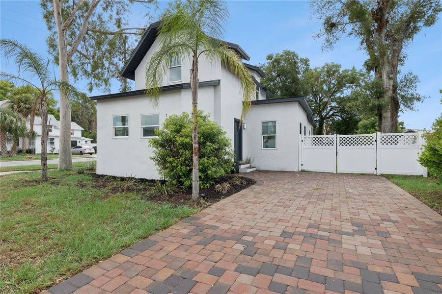 Property photo for 732 E ORANGE AVENUE, Eustis, FL