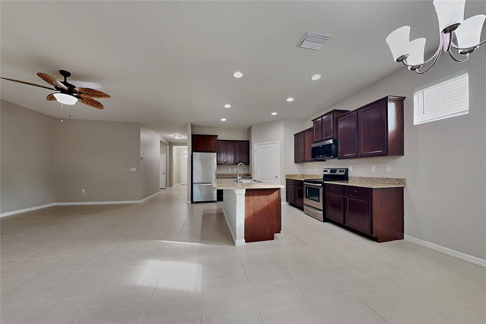 Spring Hill, FL 34609 Spring Hill, FL 34609