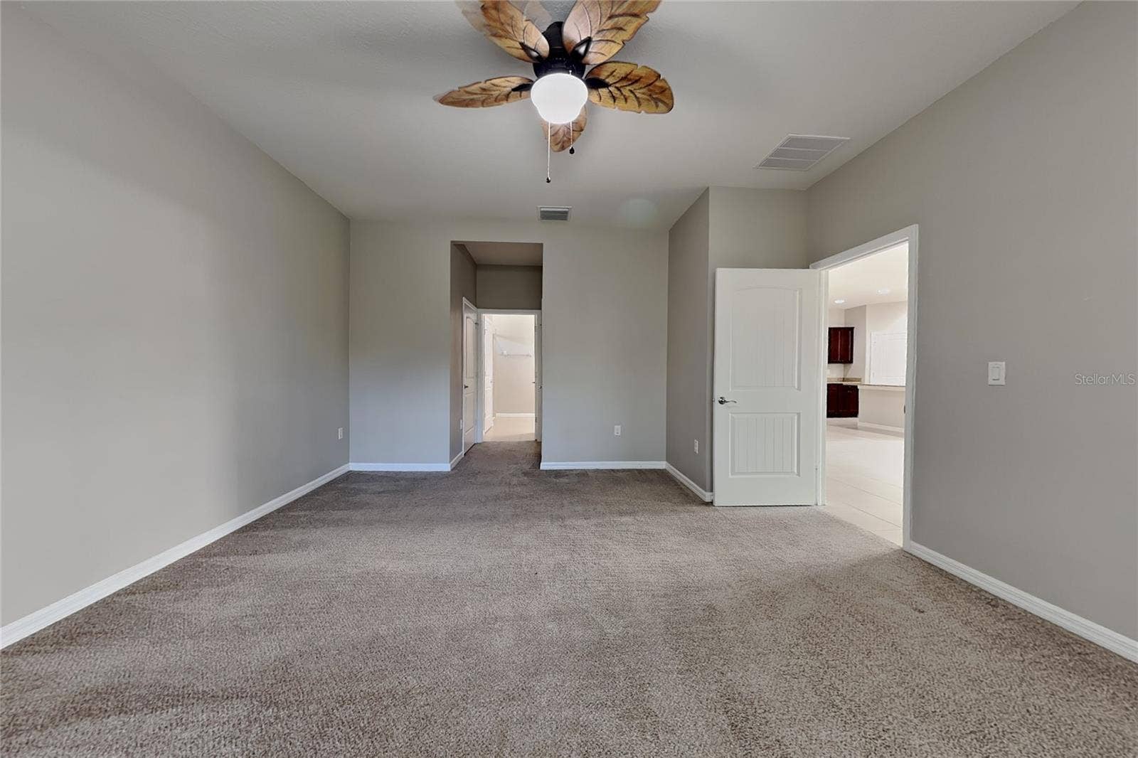 Spring Hill, FL 34609 Spring Hill, FL 34609