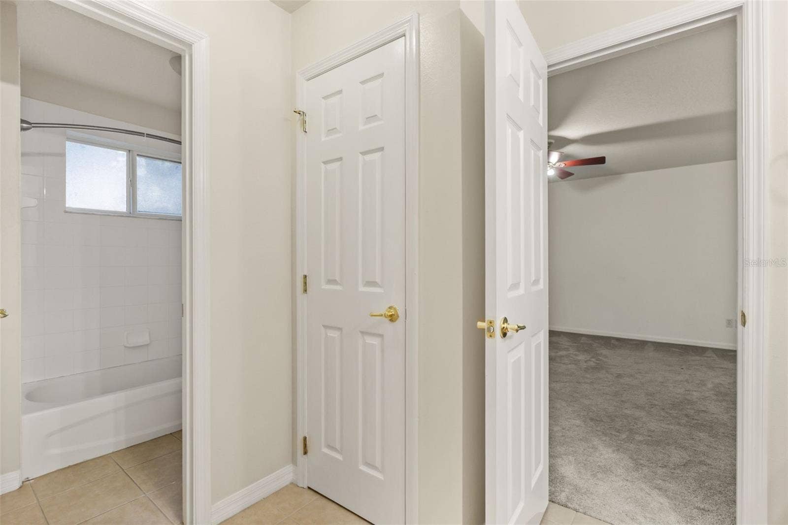 1832 NATURE COVE LANE, Clermont, FL 34711 1832 NATURE COVE LANE, Clermont, FL 34711