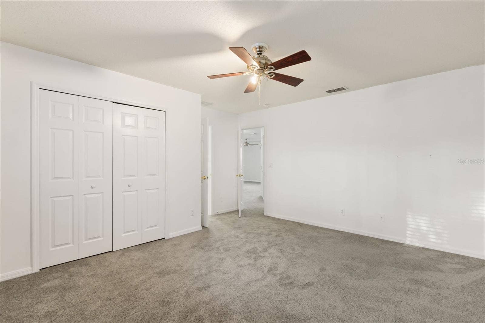 1832 NATURE COVE LANE, Clermont, FL 34711 1832 NATURE COVE LANE, Clermont, FL 34711