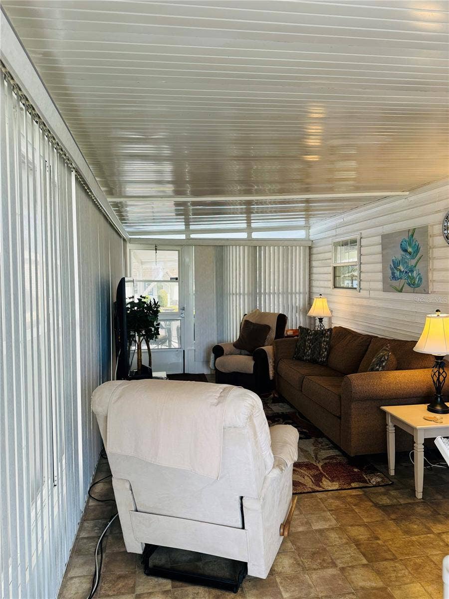 Sliders to front porch