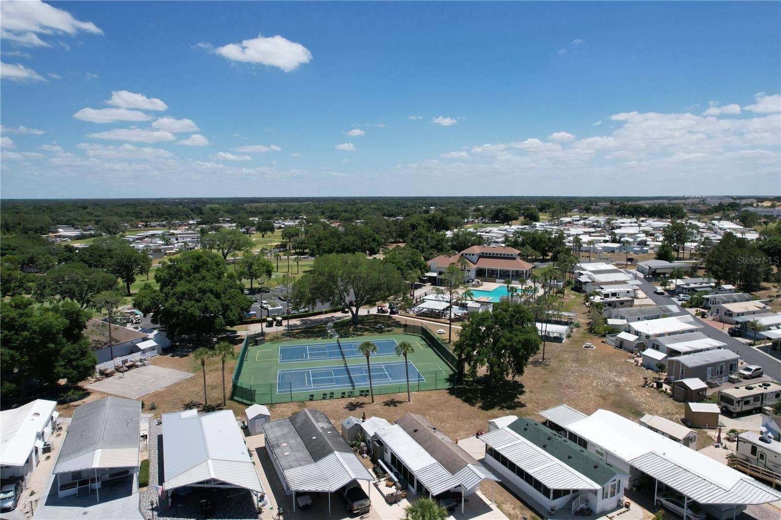 Pickleball Courts!