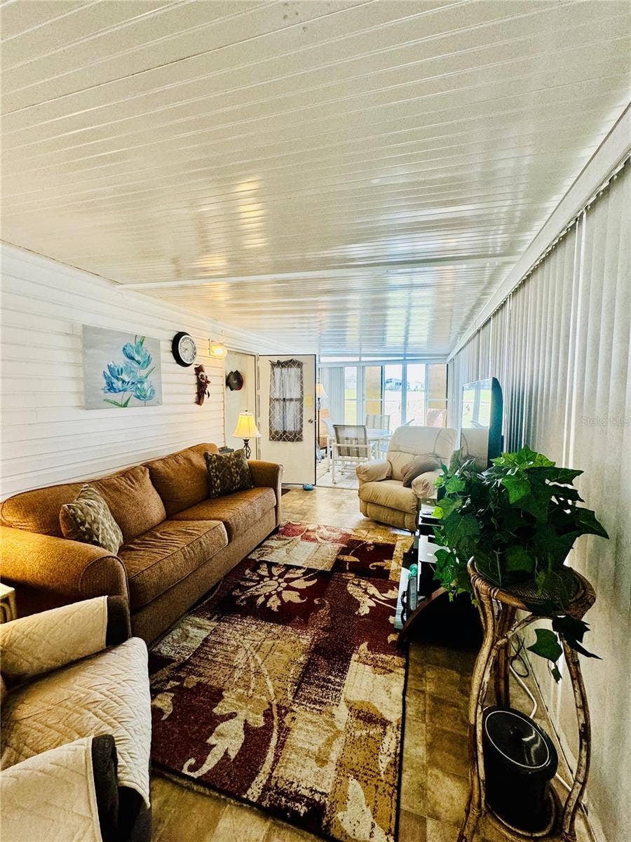 Florida Room - great for entertaining
