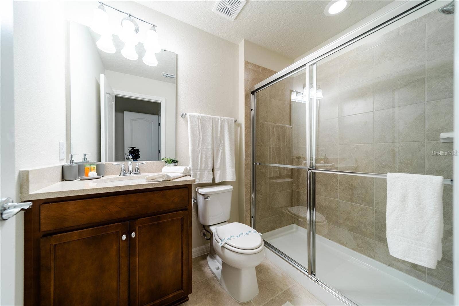 2422 DUBAI STREET, Kissimmee, FL 34747 2422 DUBAI STREET, Kissimmee, FL 34747