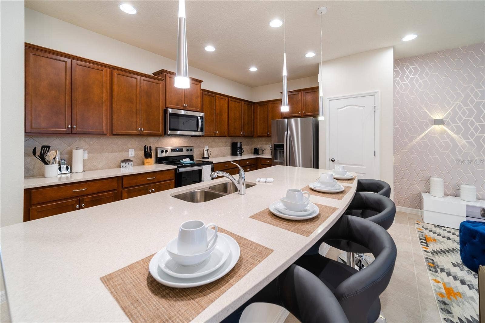 2422 DUBAI STREET, Kissimmee, FL 34747 2422 DUBAI STREET, Kissimmee, FL 34747