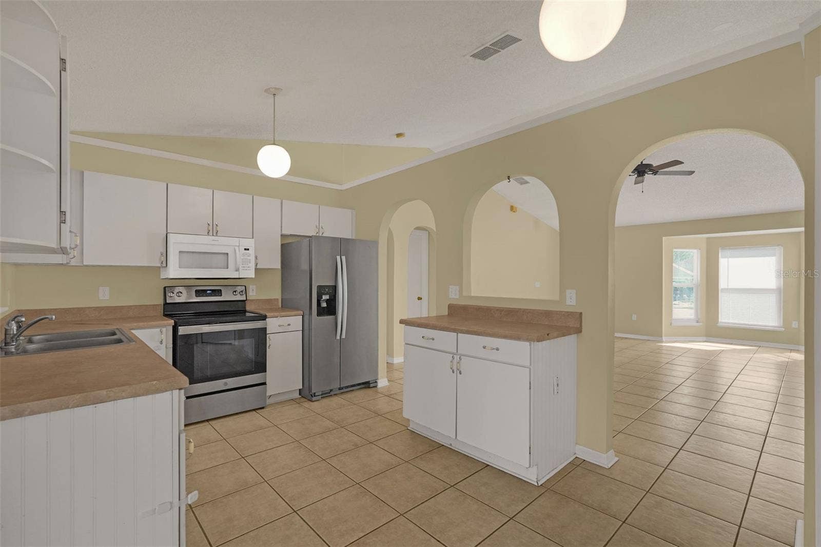 390 FORT SMITH BOULEVARD, Deltona, FL 32738 390 FORT SMITH BOULEVARD, Deltona, FL 32738