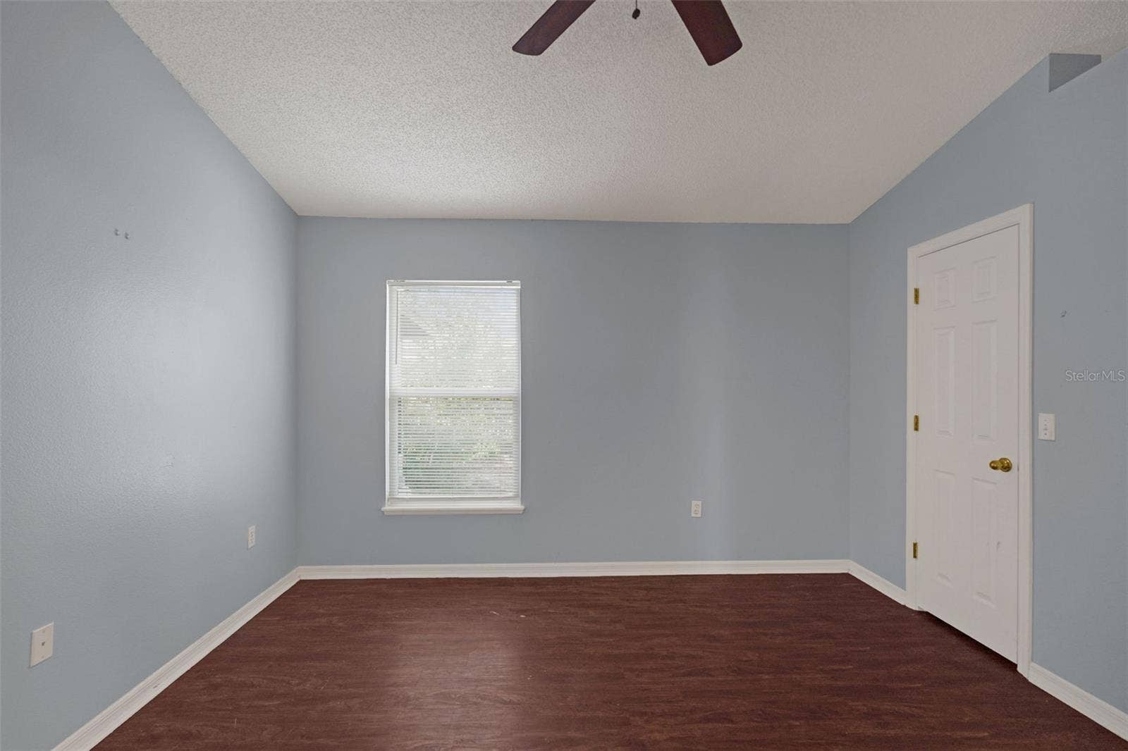 390 FORT SMITH BOULEVARD, Deltona, FL 32738 390 FORT SMITH BOULEVARD, Deltona, FL 32738