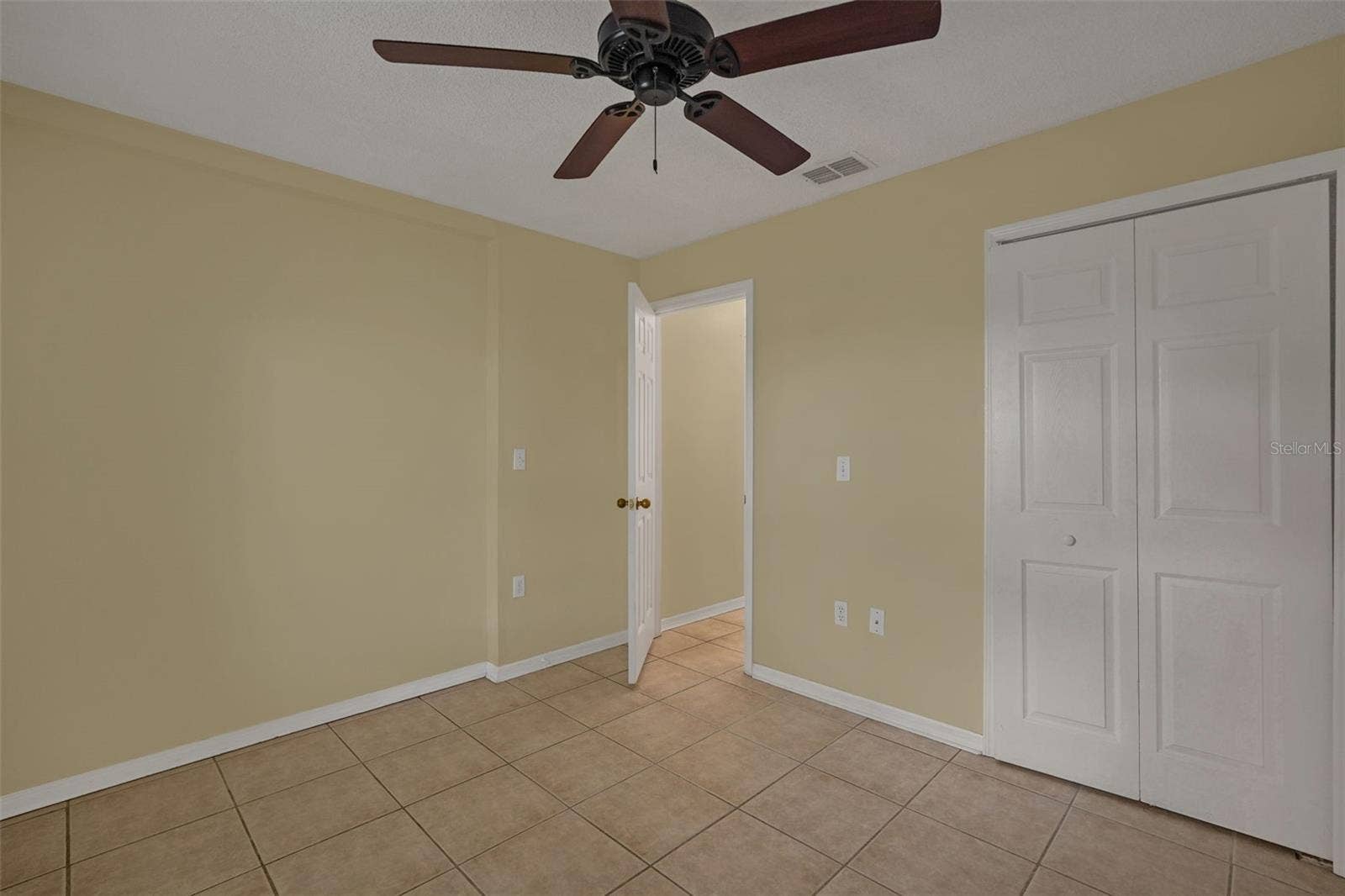 390 FORT SMITH BOULEVARD, Deltona, FL 32738 390 FORT SMITH BOULEVARD, Deltona, FL 32738