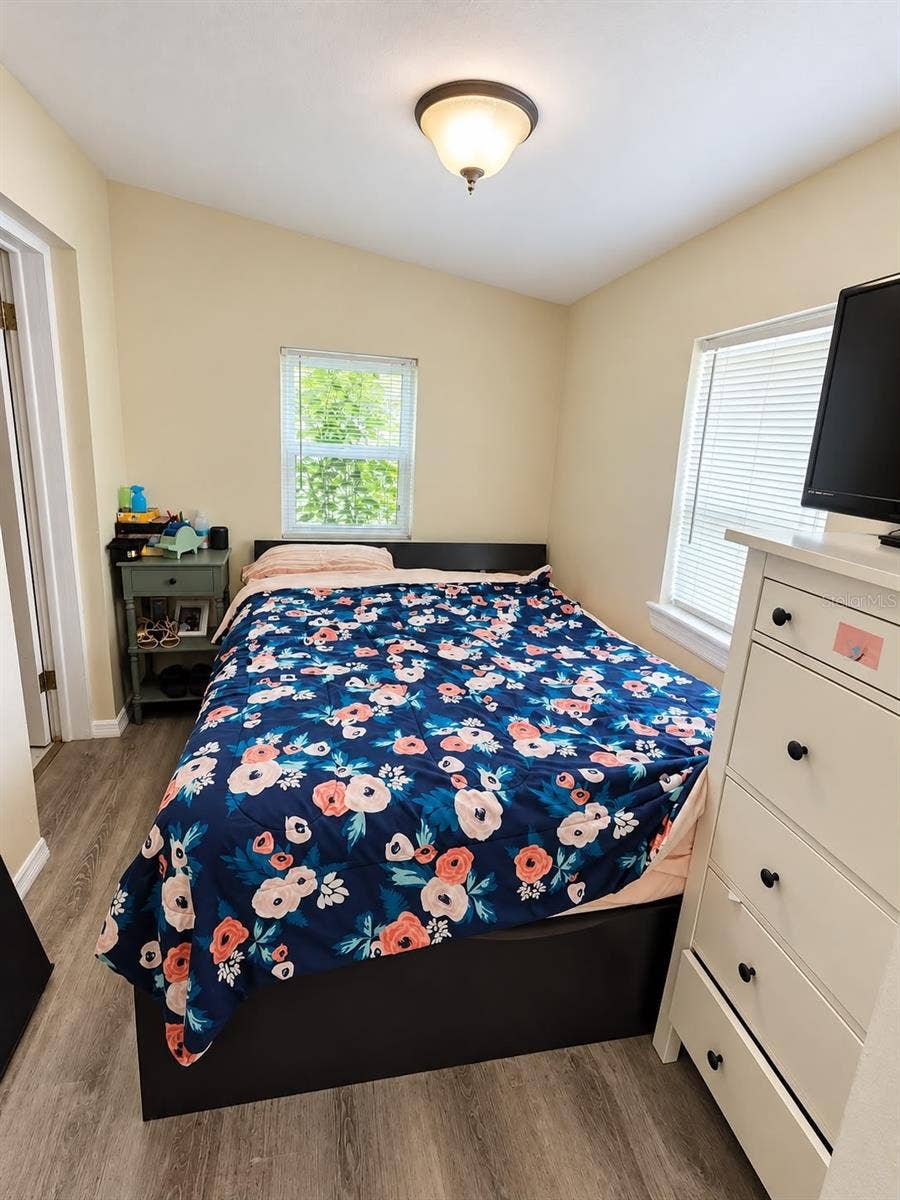 1215 37TH STREET, Orlando, FL 32805 1215 37TH STREET, Orlando, FL 32805