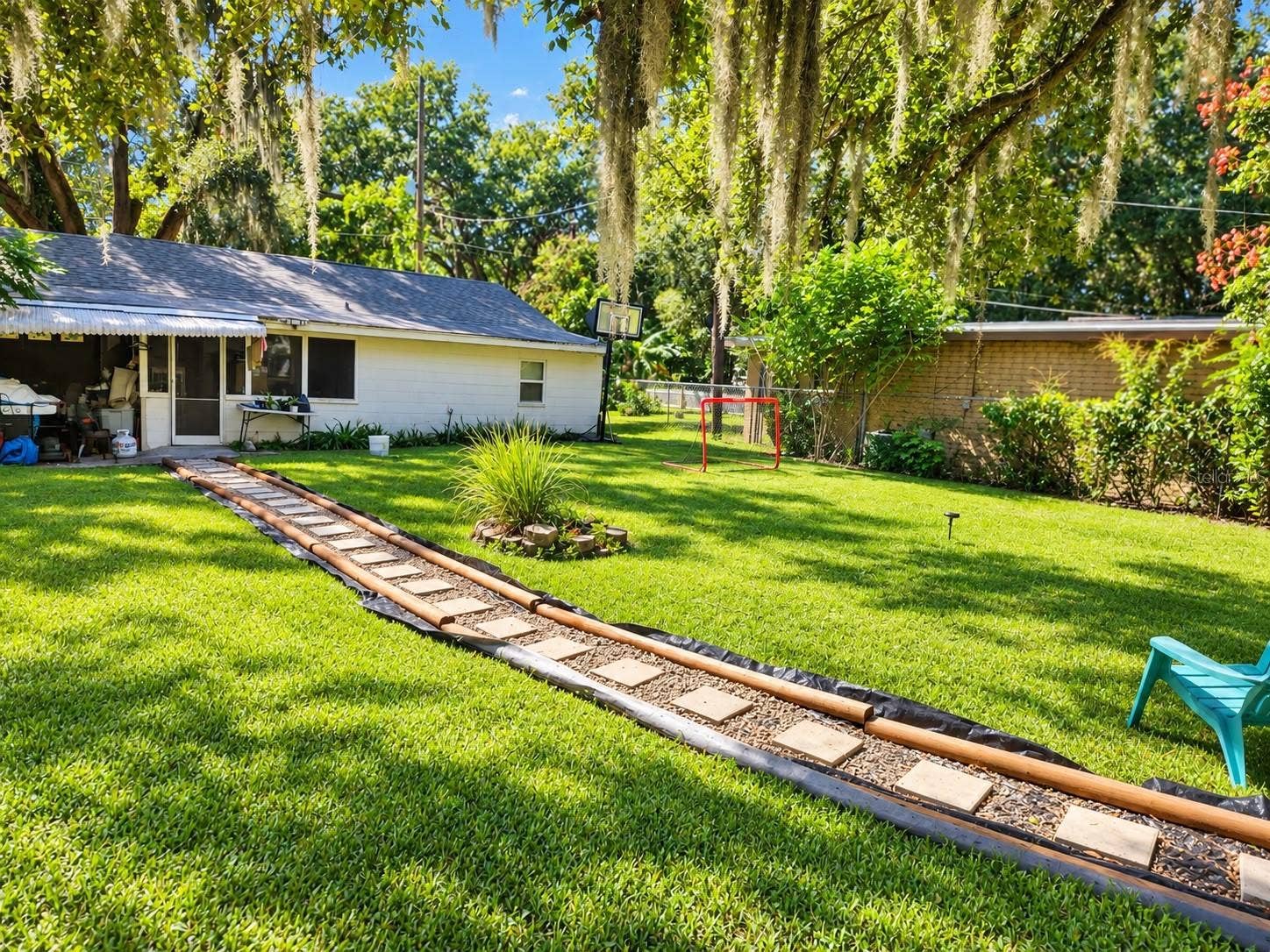1215 37TH STREET, Orlando, FL 32805 1215 37TH STREET, Orlando, FL 32805