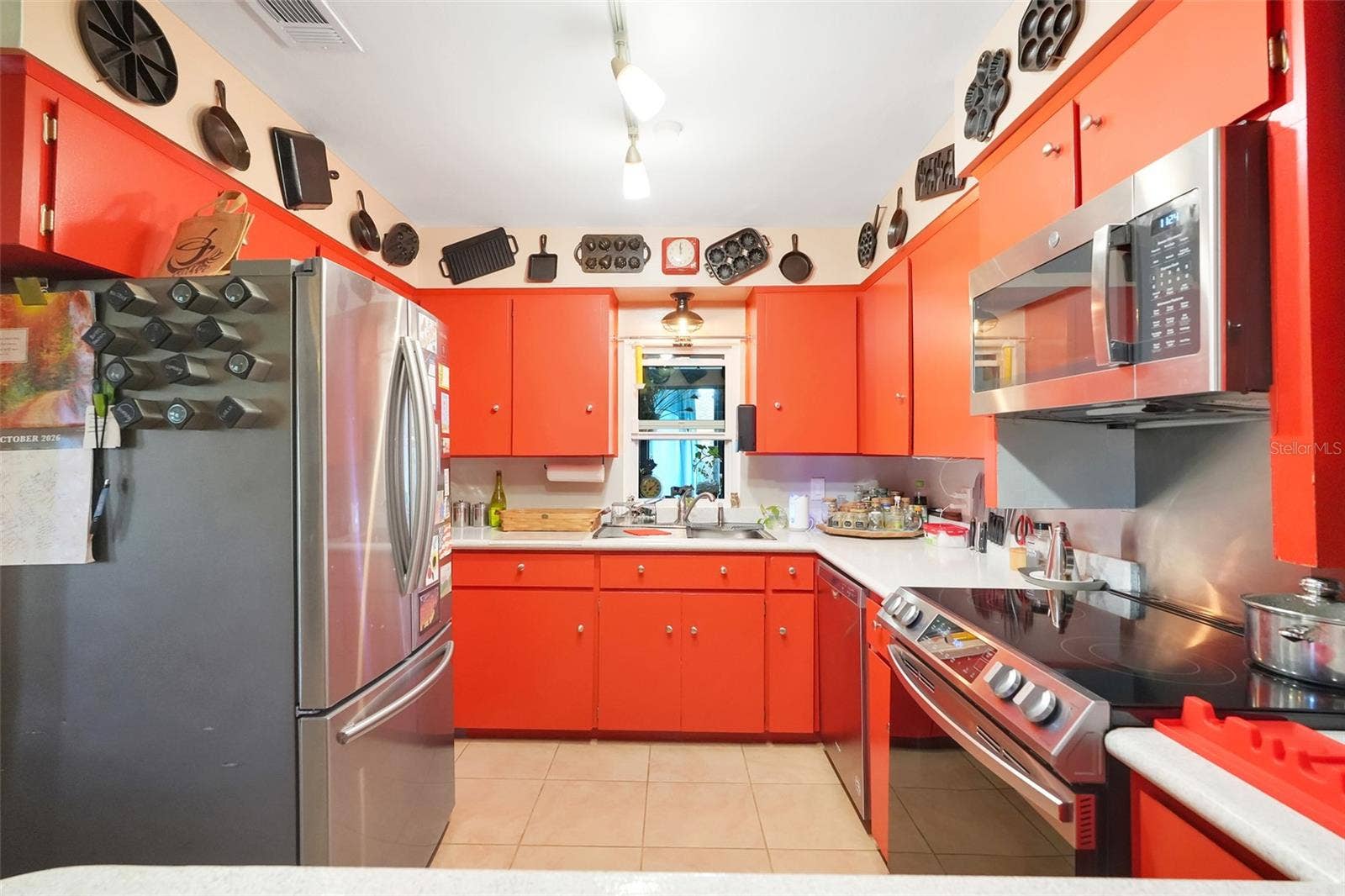 6 S LAKE PLEASANT ROAD, Apopka, FL 32703 6 S LAKE PLEASANT ROAD, Apopka, FL 32703