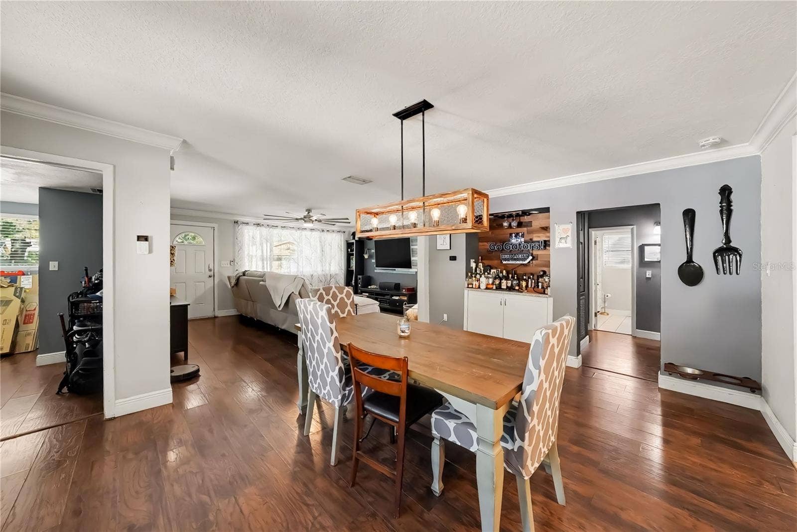 917 E 24TH AVENUE, Tampa, FL 33605 917 E 24TH AVENUE, Tampa, FL 33605
