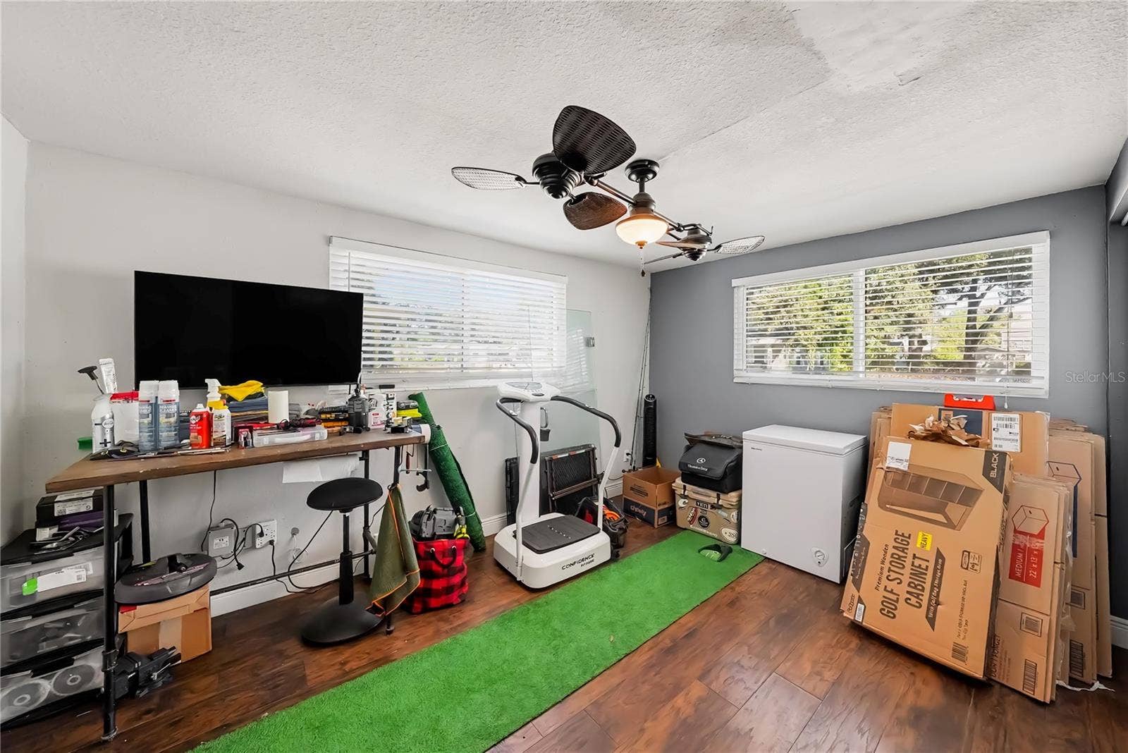 917 E 24TH AVENUE, Tampa, FL 33605 917 E 24TH AVENUE, Tampa, FL 33605