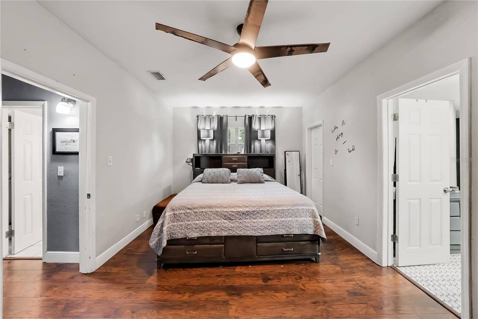 917 E 24TH AVENUE, Tampa, FL 33605 917 E 24TH AVENUE, Tampa, FL 33605