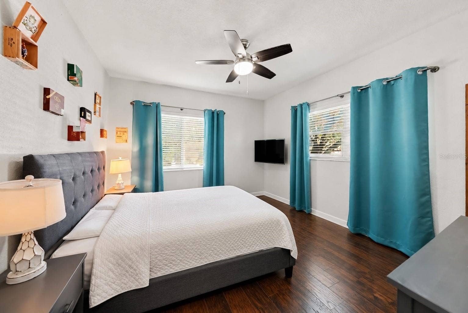 917 E 24TH AVENUE, Tampa, FL 33605 917 E 24TH AVENUE, Tampa, FL 33605