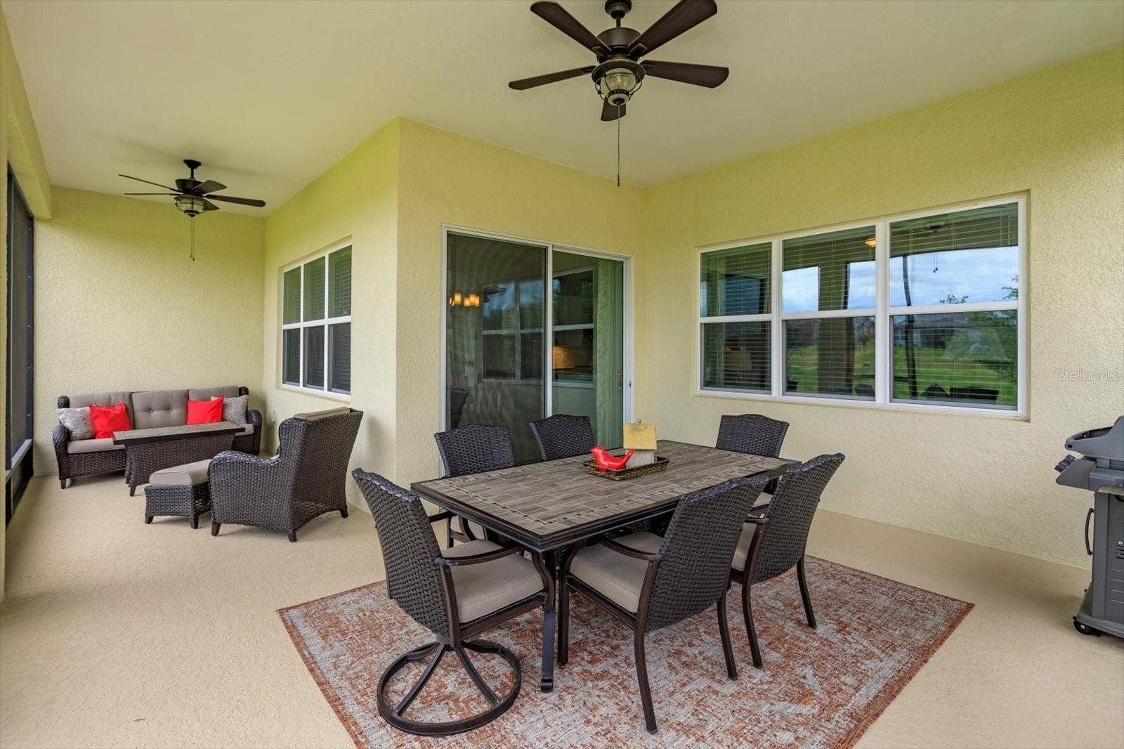 5663 SW 92ND AVENUE ROAD, Ocala, FL 34481 Screened Lanai with Private Golf Course View