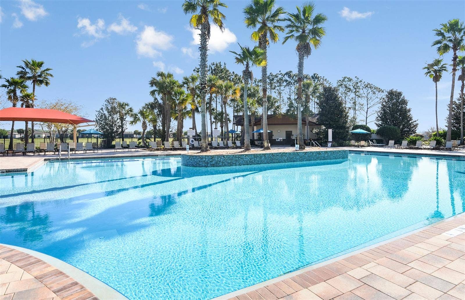 5663 SW 92ND AVENUE ROAD, Ocala, FL 34481 Resort-Style Pool and Spa