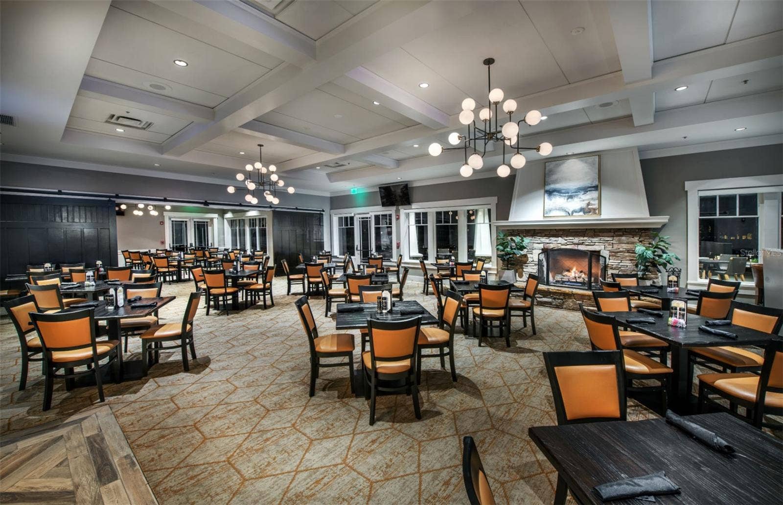 5663 SW 92ND AVENUE ROAD, Ocala, FL 34481 Golf Course Club House Restaurant