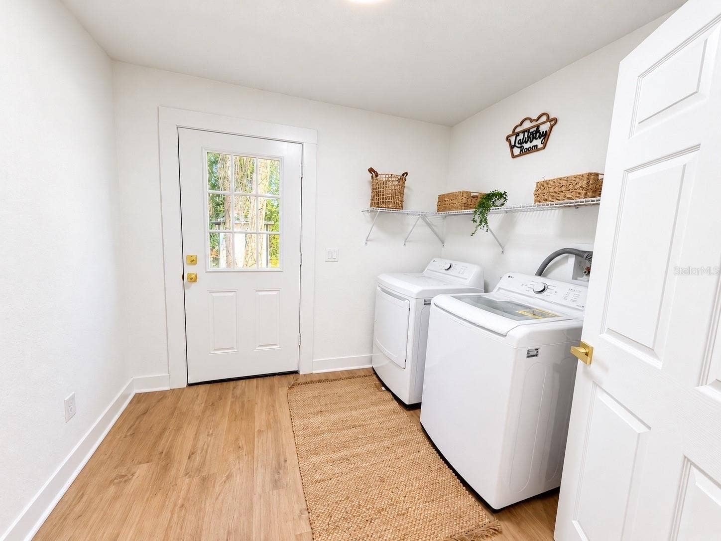 1216 HISTORIC GOLDSBORO BOULEVARD, Sanford, FL 32771 Laundry Room