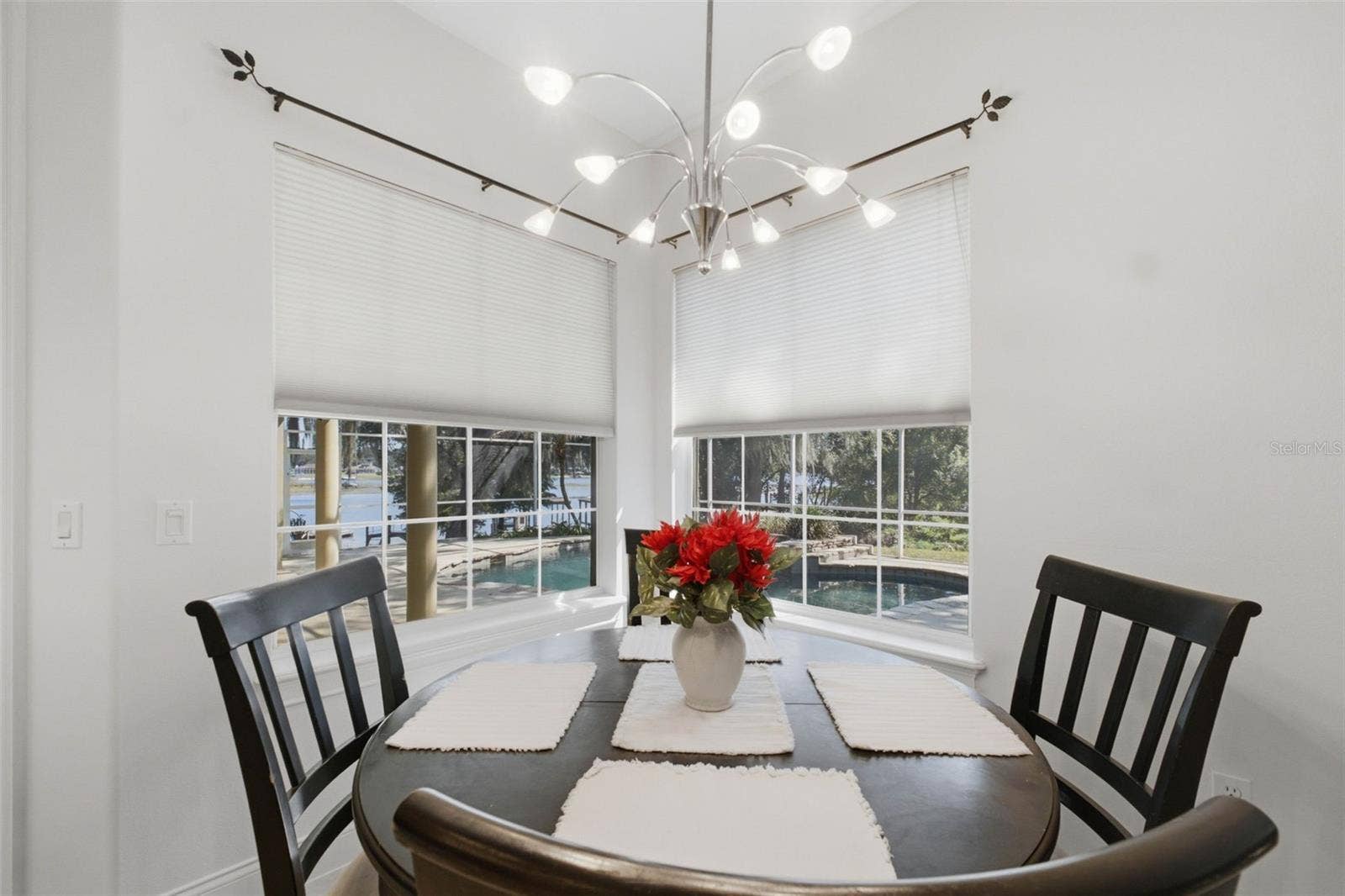 11025 LAKE KATHERINE CIRCLE, Clermont, FL 34711 Breakfast nook
