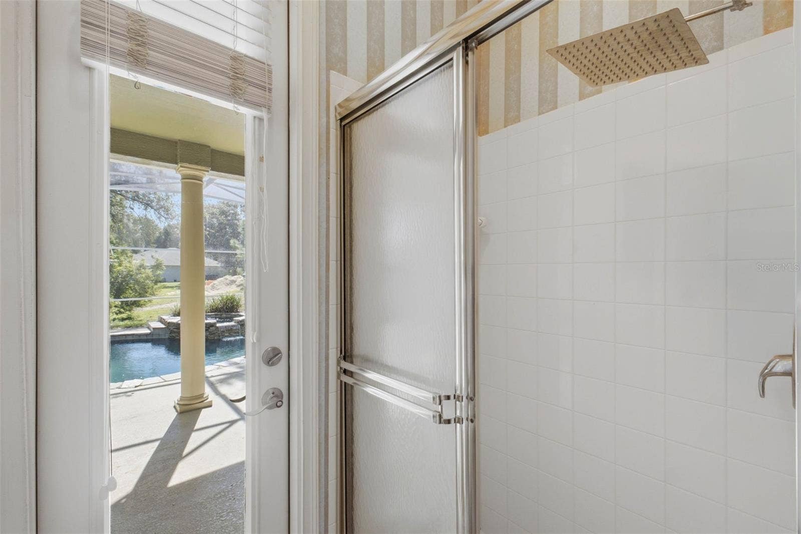 11025 LAKE KATHERINE CIRCLE, Clermont, FL 34711 Rain shower head