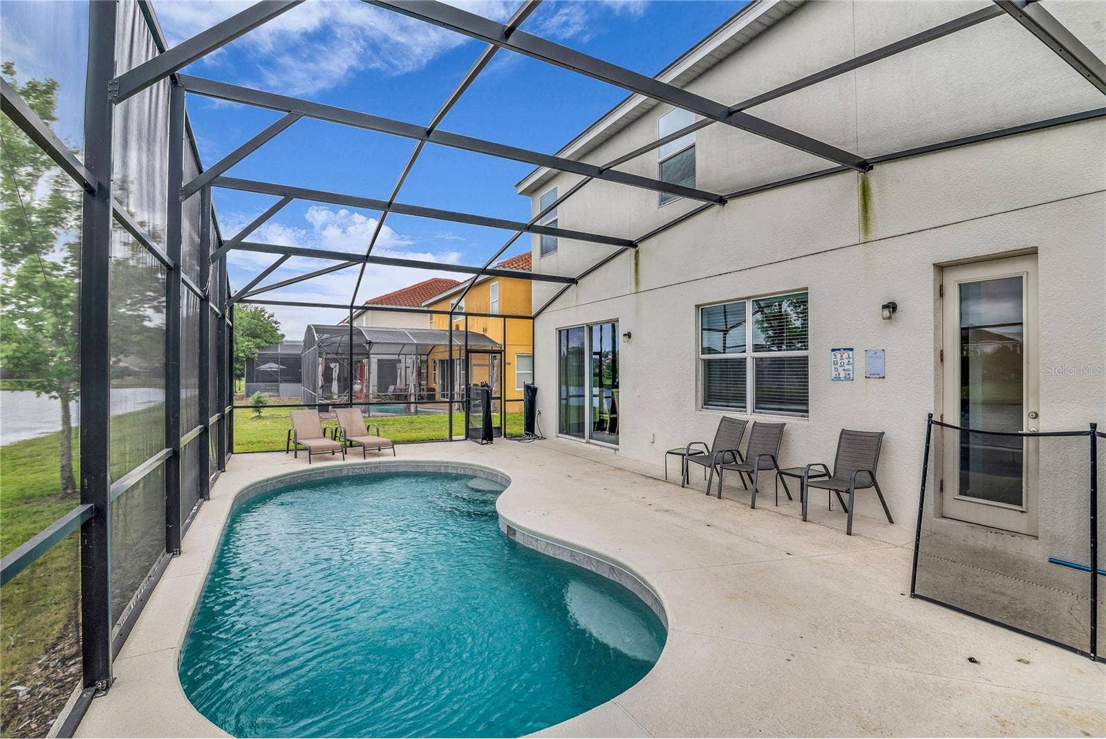 2576 SHANTI DRIVE, Kissimmee, FL 34746 Pool deck